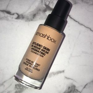 Smashbox studio skin foundation - 1.2